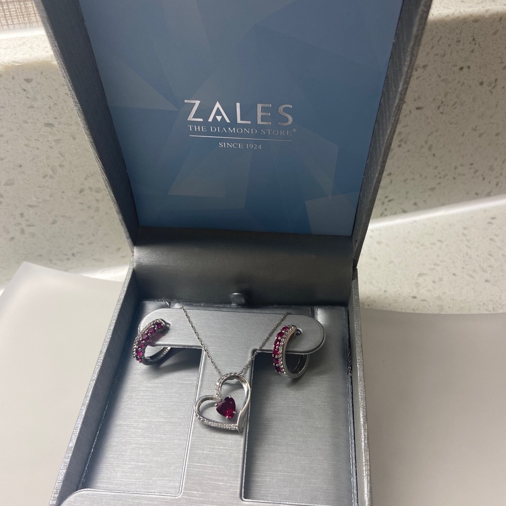 ZALES necklace & earring set